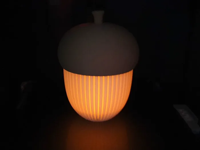 Acorn container decoration - Image 3